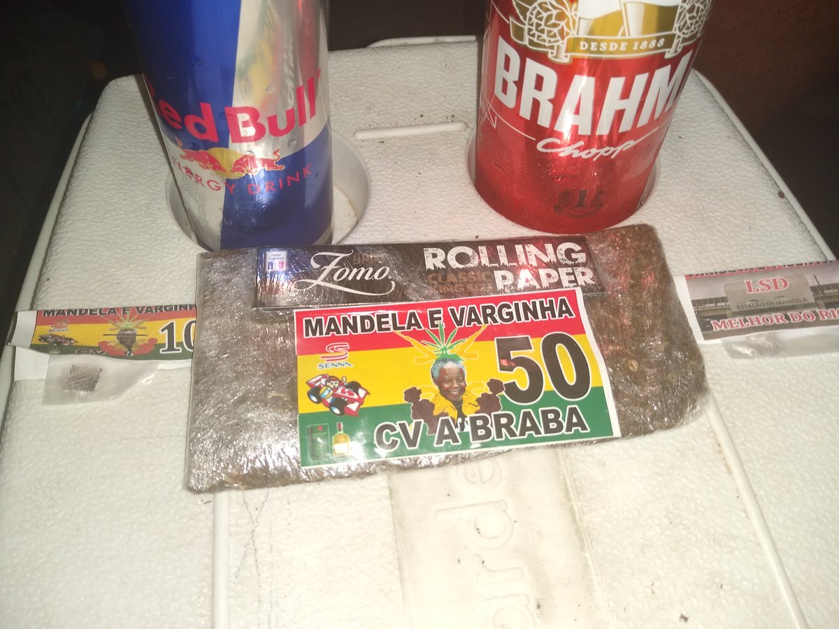 redleynike's tweet photo. @TaynaraBDP @FumoUm1 @seumaconheiro @CannabisFoda @Srmaconha420 @Maconharia04i20 @cigarrodapaz @DuGreen4i20 @EuFumoUm Segue o domingo paradas macia só mercadoria top de qualidade Mandela acredita https://t.co/immNlt31qo