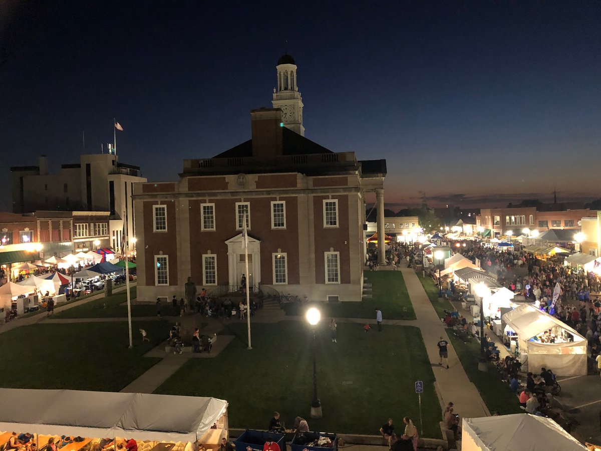 Amyknipp's tweet photo. One of the BEST weekends of the year!  #SantaCaliGon2019. Family time, Wynona, Edge Of Forever, Whitey Morgan.   Prairie Moon Band on the Community stage at 7:30 tonight!! https://t.co/coKHWHnWZ8