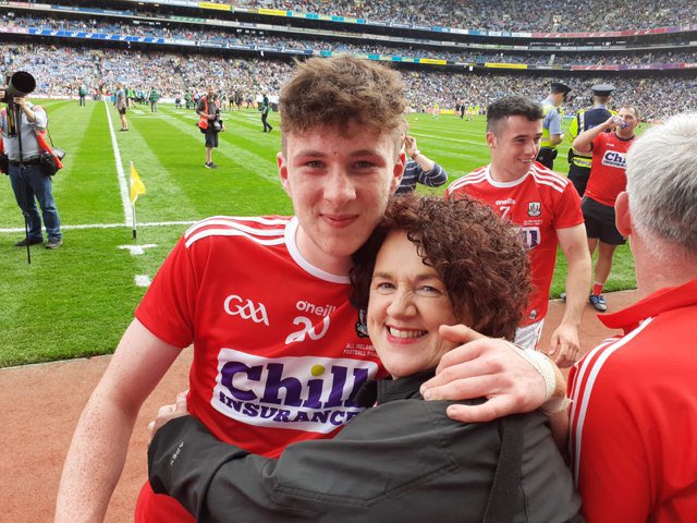 One happy Mammy
🇦🇹🏐🇦🇹🏐🇦🇹🏐🇦🇹🏐🇦🇹🏐