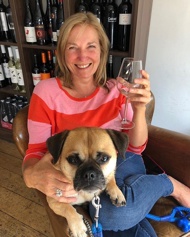 Otis 🐾 has come for a swift one today, he’s starting the month as he means to go on. Happy Sunday to our lovely customers and Otis the Chug. #woofwall #sundaydrinks #sundayfunday #dogsofinstagram #lymm #lymmvillage #lymmlife #lovelycustomers #chuglove #winelove #lovewine #su…