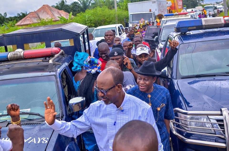iruo_frent's tweet photo. With our collective effort.. We sure would create wealth for Bayelsans.. #ONWARDBAYELSA #KEMELAOKARA #KOisOK @iamHSDickson @OnwardBayelsa @EloOsiki @Lugard_Tareotu @benmurraybruce @OfficialKOkara @GEJonathan @mahatma_dante @EbioweiObi @IgiriTobin @TheOriks @OfficialPDPNig https://t.co/ovFyO6Pp4x