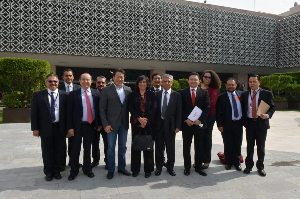 Irma_Sandoval's tweet photo. Cumplimos en tiempo y forma con nuestra obligación de rendir cuentas a los ciudadanos y al Congreso de la Unión. 
La ⁦@SFP_mx⁩ logró combatir de raíz la corrupción.
#PrimerInformeAMLO 
#AMLOExitoPresidencial 
⁦@lopezobrador_⁩ ⁦@GobiernoMX⁩ https://t.co/b4f9S5Ul5i