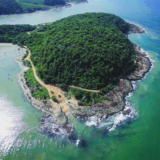 DudaaSilva0's tweet photo. QUANDO VIER A PIÚMA  VOCÊ VAI CONHECER ESSE CANTINHO EM NOSSO PARAÍSO  A ILHA DO GAMBÁ!!❤❤
#piumaradiante 
#naturezapreservada 
#princesinhadosul https://t.co/lvxe34Kvxg