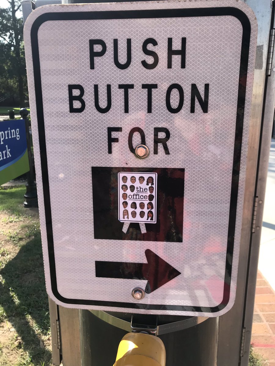 Pushed button for <a href="/theofficenbc/">the office</a> and cast members did not appear. Let down. <a href="/jennafischer/">Jenna Fischer</a> <a href="/SteveCarell/">john</a>