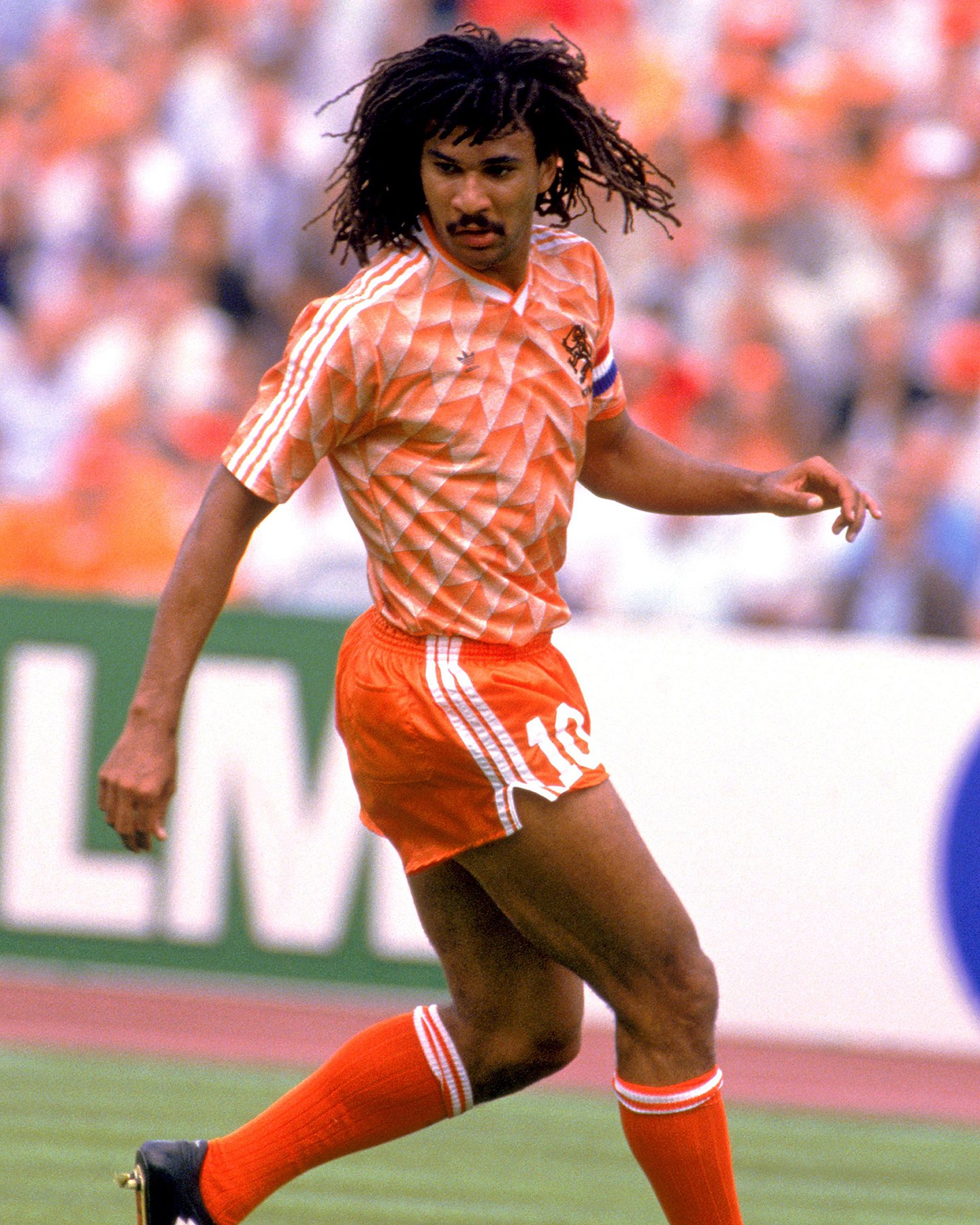 The kit. The hair. The class.  Happy 57th Birthday Ruud Gullit.  