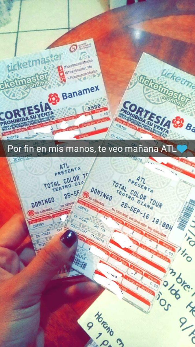 RotcehDirection's tweet photo. #RewinderDay
5. Me gané boletos en la radio para ir al segundo concierto que hizo @atlgarza en GDL el 25 de Septiembre del 2016.😍💕 https://t.co/fKVxvWtGE9