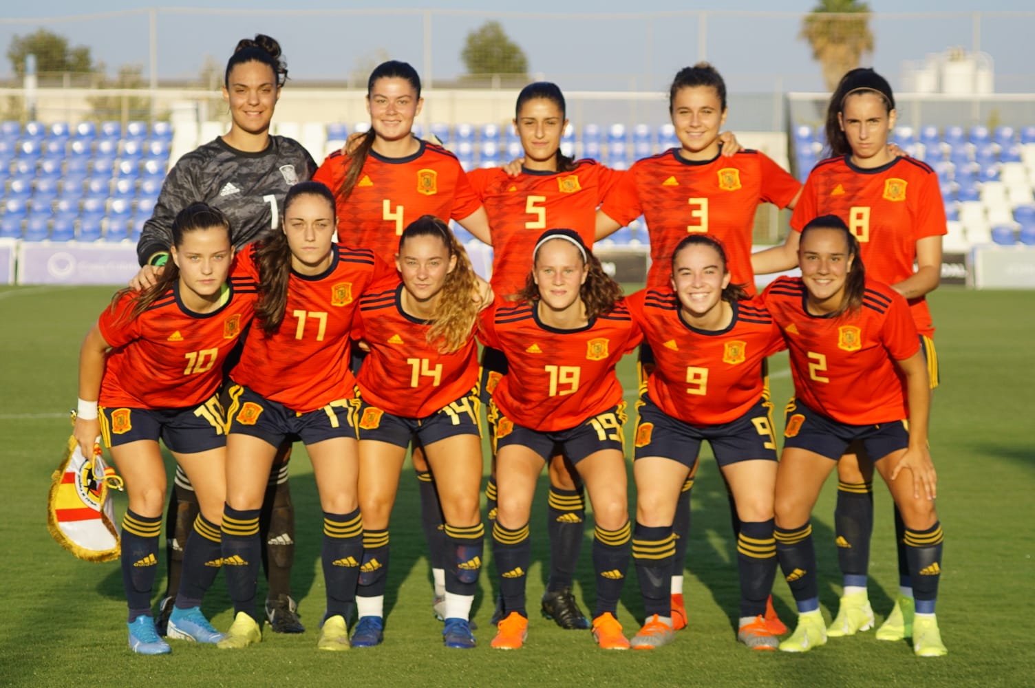 Selección Española Femenina de Fútbol on Twitter: CRÓNICA | La @SeFutbolFem Sub-19 se impone a Italia en el @PinatarArena (2-1) https://t.co/GFNyTN8yf0 https://t.co/oo9ljh67rj" / Twitter