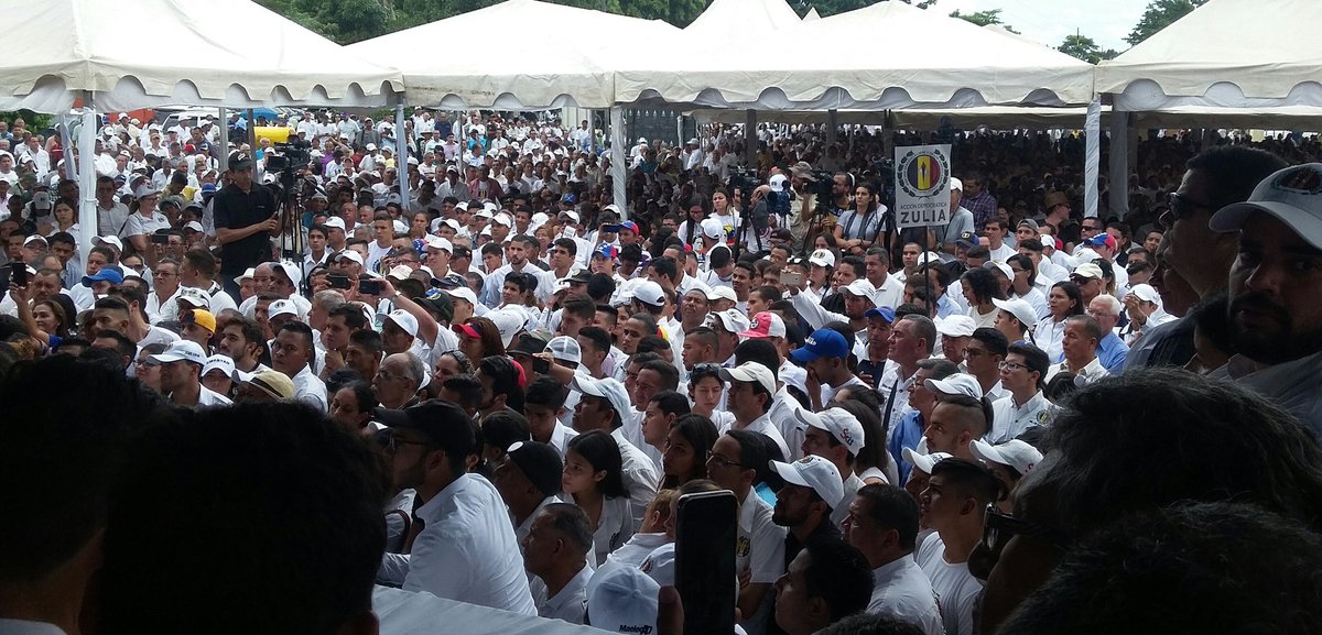 CacoFacenda's tweet photo. "Acción Democrática será el cemento q amalgame a todos los Venezolanos q aman su nacionalidad" Rómulo Betancourt

Desde #Aragua junto al Pdte @jguaido y nuestro Sec Gral Nacional @hramosallup los ADecos demostramos una vez más q somos un sentimiento histórico #ADelantePorVzla https://t.co/7vd5z6NNE6
