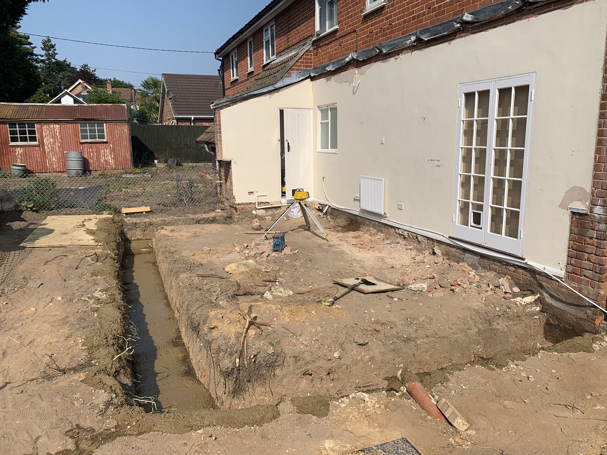 RobDix005's tweet photo. We had a productive first week despite the heat 👍🏼

#Robdixbuilder #norfolkbuilder #concreteresults #makingahouseahome #norfolkbuisness #project #singlestoreyextension #norwich #kitchenextension https://t.co/9HZwh22xhl