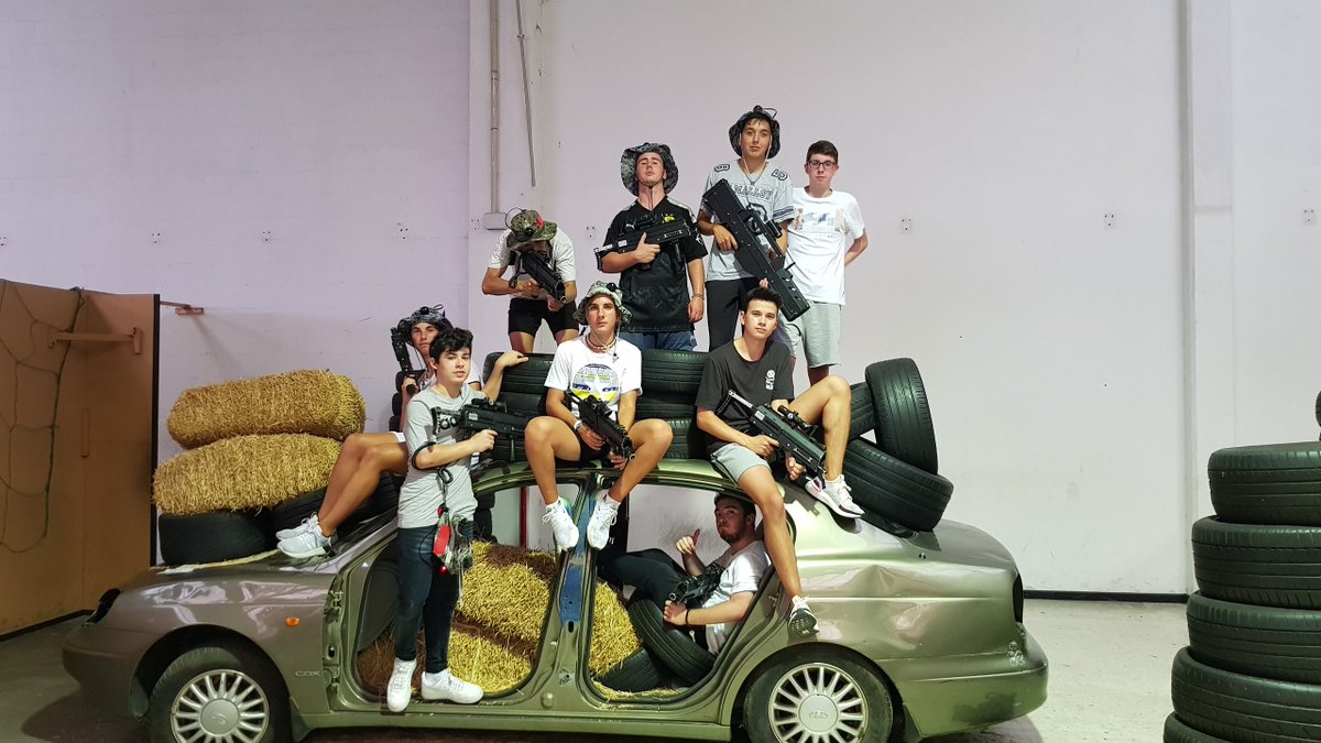 CorLaserCombat's tweet photo. ¡Otro fin de semana a tope! ¡Gracias por elegirnos! Nos vamos...¡pero volvemos el martes para mas guerra!
Recordad que aunque no estemos podéis reservar en la web para las batallas abiertas (https://t.co/sIWrvYCNHe) 
#lasercombat #ociocoruña #actividadesengrupo #coruñalasercombat https://t.co/wYFHgtRWUD