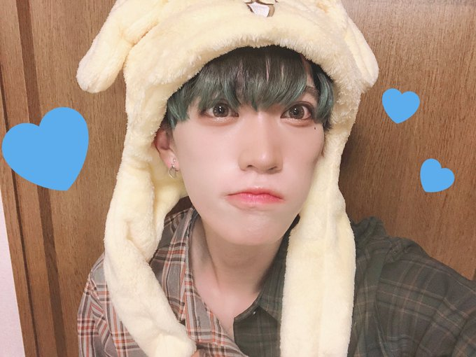 Second member: Taiga!Twitter: taiga_paragonInstagram: _gaoootaiga_Member color: Light blueBirthday: Oct 17Blood type: AHeight: 178cmFavorite foods: SweetsHobbies: Admiring fashion and idols' outfitsSkills: "Still figuring it out"