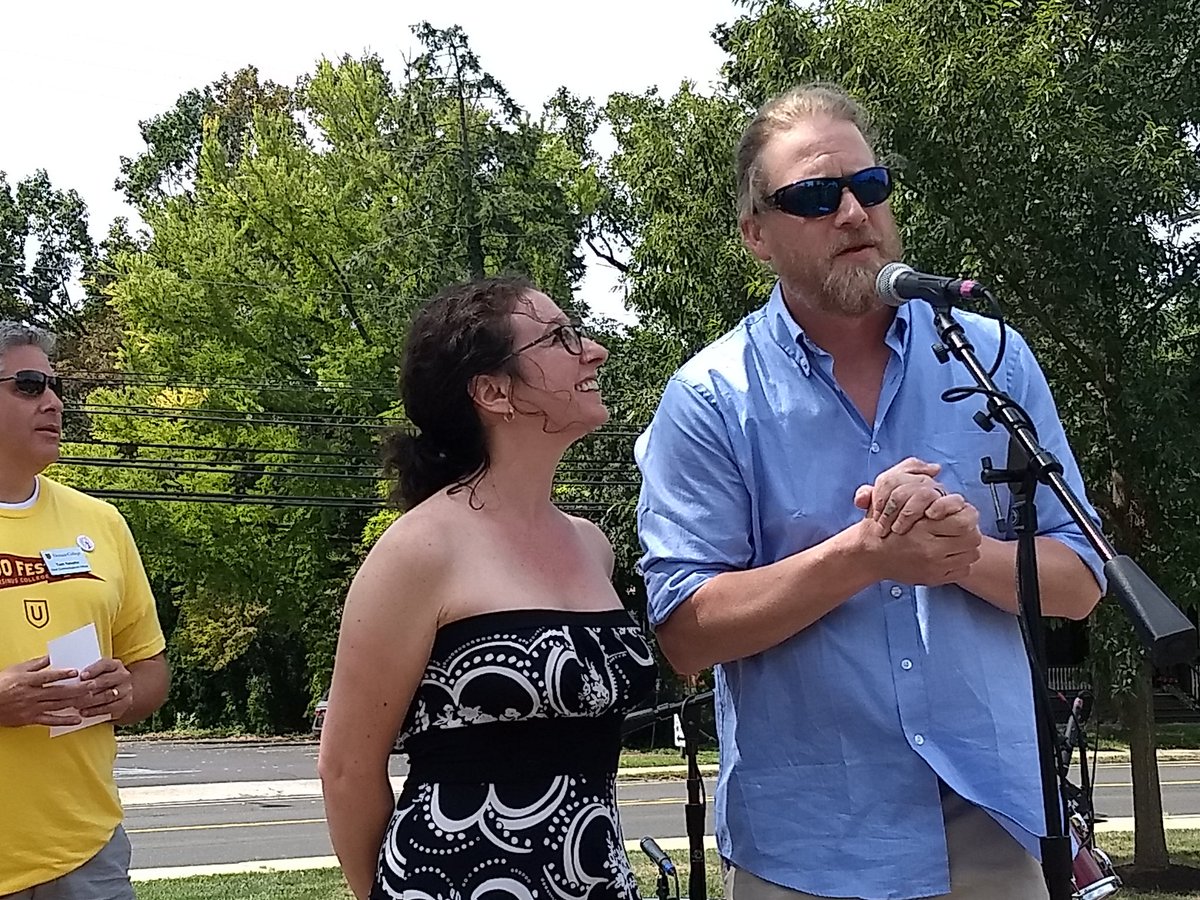 CollegevillePA's tweet photo. #150fest Sponsors Ed and Laura Simpson of Steel City Coffeehouse open the fest. https://t.co/Ewb7RGmU4x