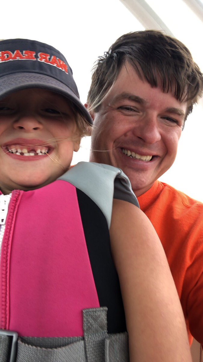 macyfinck's tweet photo. Best. Sunday. Ever. #LakeLife #CutieBug #Toothless #WarEagle https://t.co/5K9rK6mR3K