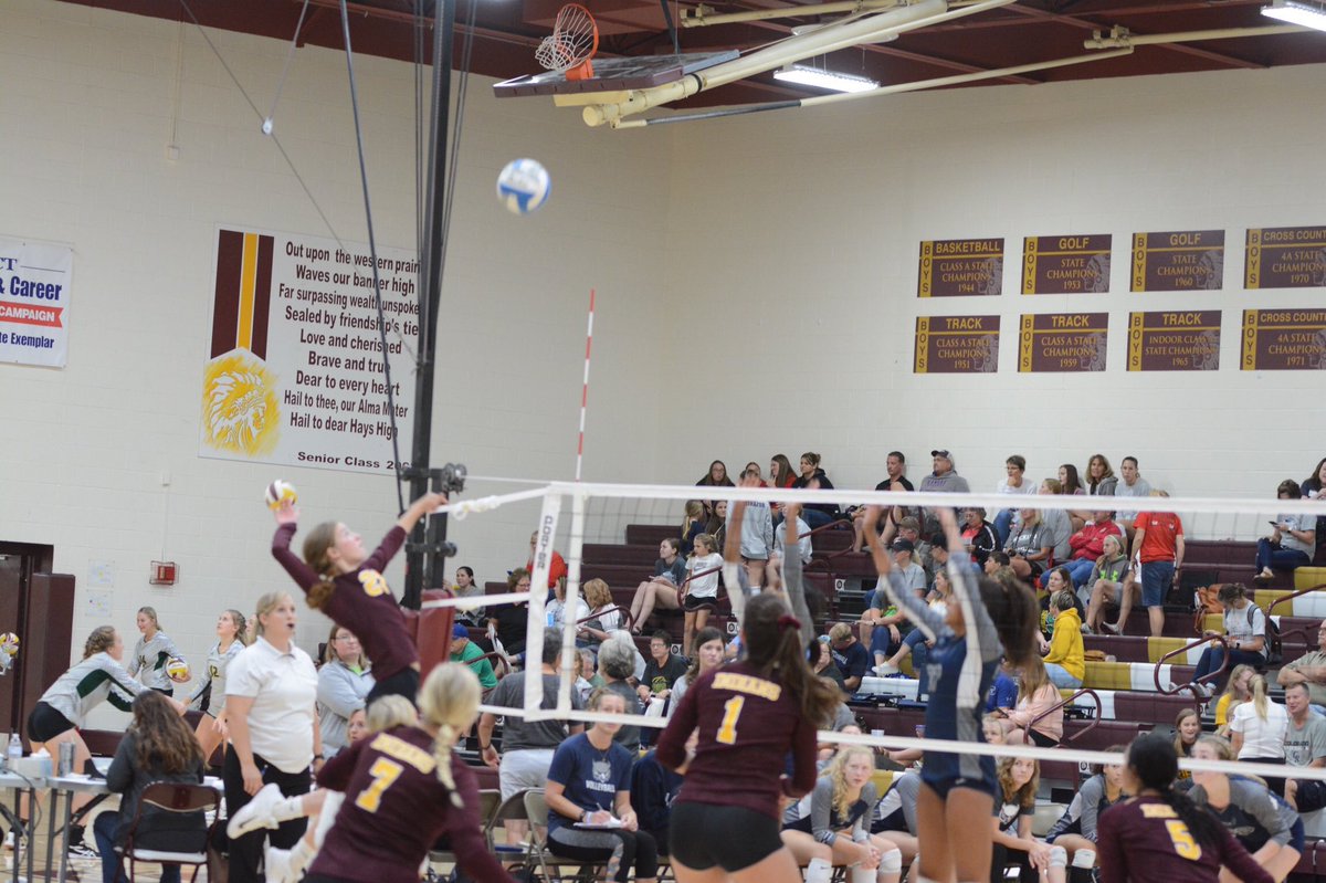 Some pix from the Maroon and Gold Tourney courtesy of Brenna Schwien.  Thx Brenna!