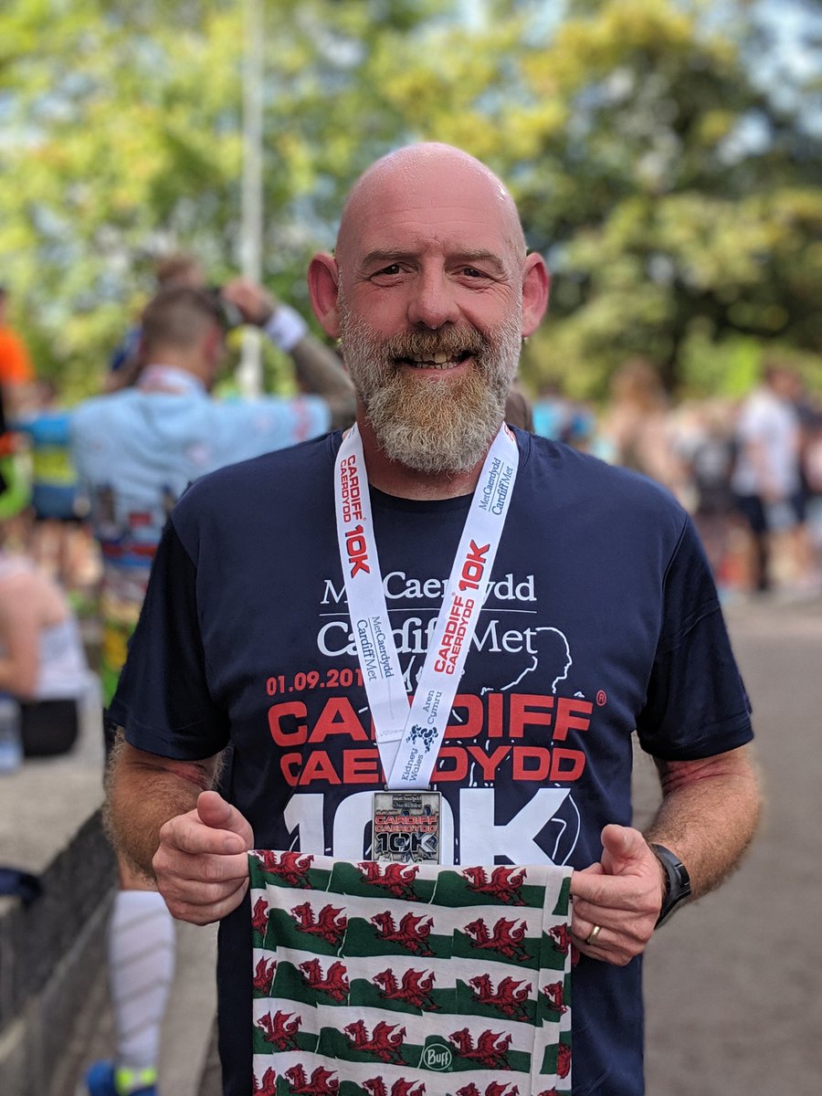 RCCS_MrMock's tweet photo. #RCCSWellbeing Bore fendigedig yn rhedeg @Cardiff10k heddiw. Diolch enfawr i'r holl wirfoddolwyr a threfnwyr am y llwyddiant. PB newydd hefyd. #RhedegDrosRhisga @RhedegDrosGymru https://t.co/SL17zIXoq3