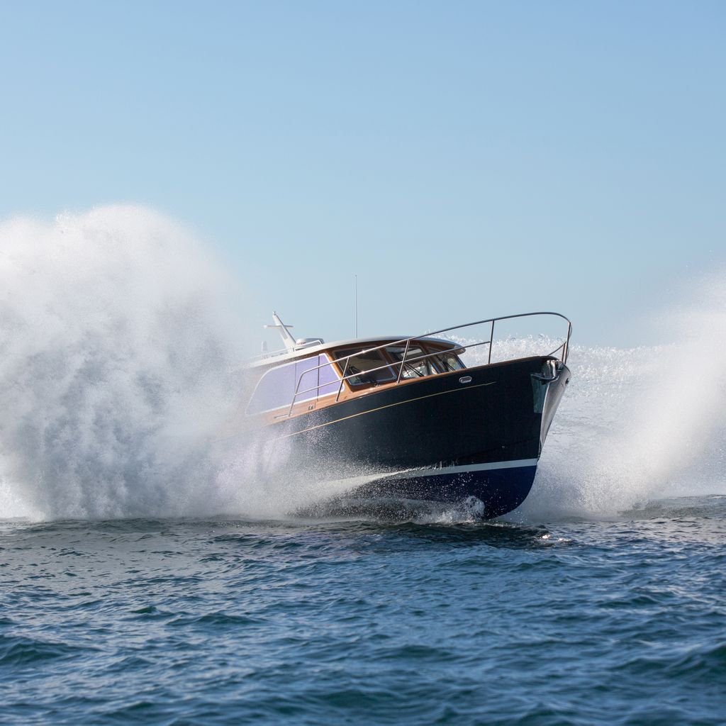 Cockwells's tweet photo. Splashing into September for an exciting month ahead, showcasing the Duchy Fleet @sotonboatshow and launching our brand new Air-Sport 7.0 @mys_monaco. Let the fun begin!
#DuchyMotorLaunches #seakeepingwithstyle #SIBSBAB19 #AirSport #MYS2019 #boatshowseason #Monaco #yachtlife https://t.co/ZBhykqsyMA