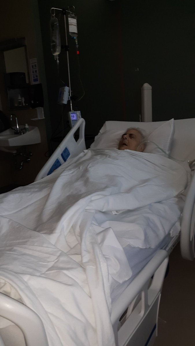 Anciana 78 años no le activan su medicaid con enfermedades críticas no tiene ayudas que podemos hacer donde esta América de los ciudadanos que trabajaron por más de 40 años