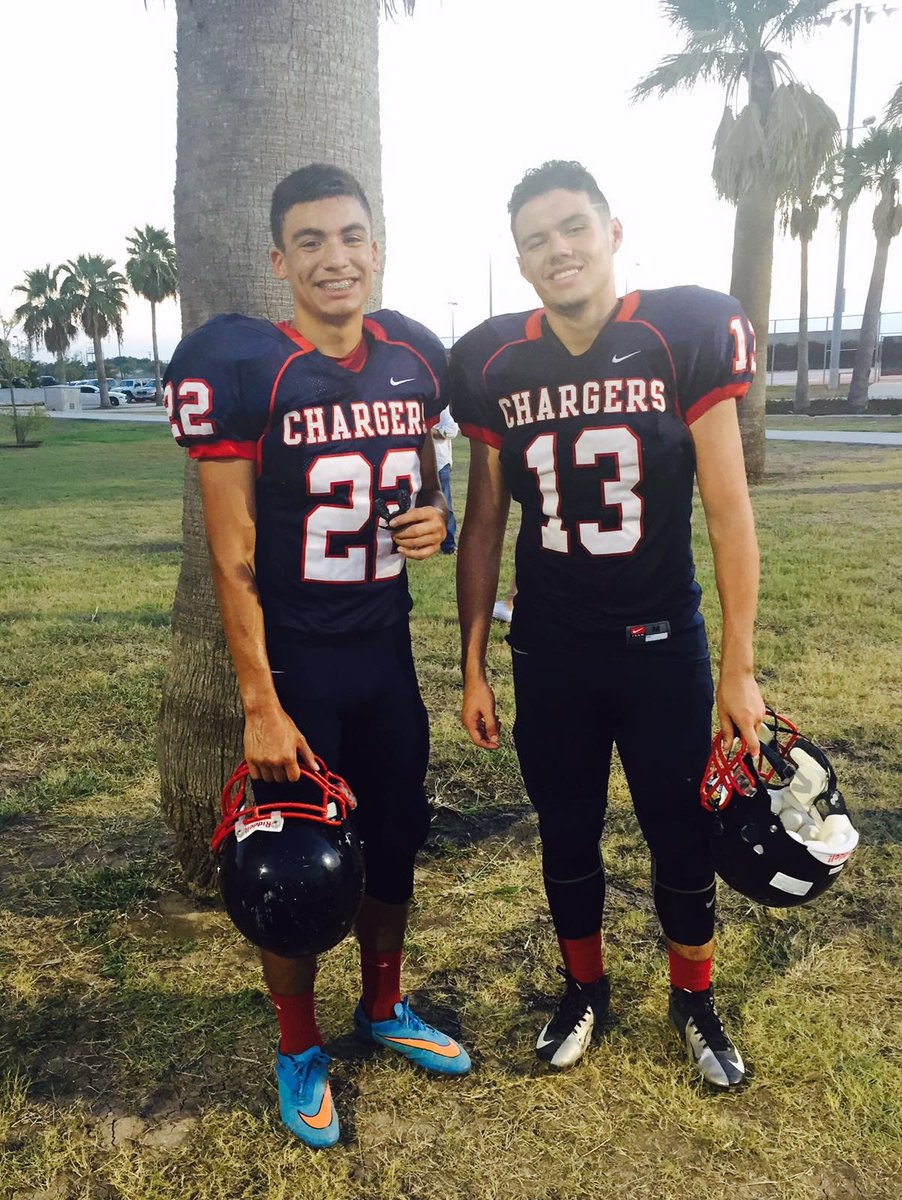 BarredaBrian's tweet photo. Brothers since the beginning https://t.co/imgDEnk03Q