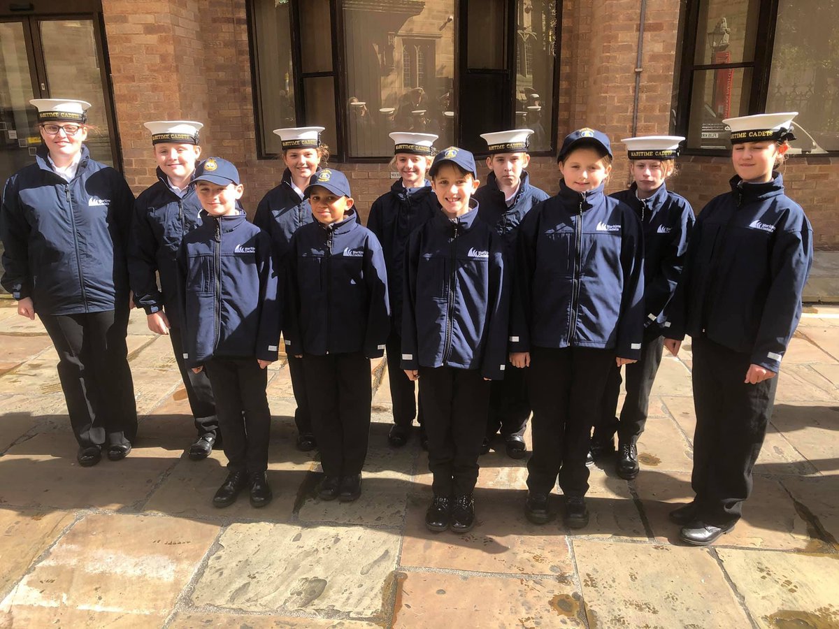 uk_cadets's tweet photo. Today was a very proud day for the NW Region as volunteers and cadets from @FormbyMCA @TSVENGEANCE &amp; @WallaseyMCUK Units came together to support the Merchant Navy Day parade in #Liverpool &amp; help it be the great success that it was. 

@LdLtMerseyside @TownHallLpool https://t.co/kFBFUQg9bU