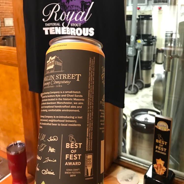 FliteBrite's tweet photo. We just love how @FranklinStBrew brought back their Best of Fest Award from our last #beerfestival.

Their team had all sorts of fun with the #ICBF trophy, but @IABrewersGuild, check out these new cans for their award-winning Royal Tenebrous!

Who will earn today’s #FoIB trophy? https://t.co/Nk49fozLjb
