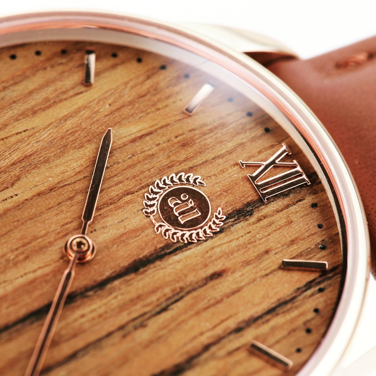 ancientutopia's tweet photo. Ready for your close up?
#watchesofinstagram #jewelry #jewelrylover #igstylediaries #summer #fashion #luxurylifestyle #jewelryaddict #menstyle #luxurylife #mensstyle #dapper #potd #dailywatch #giftideas #love #woodworkers #hautecouture #ootd #mothernature #lookoftheday #potd https://t.co/KGNcJBUnQD