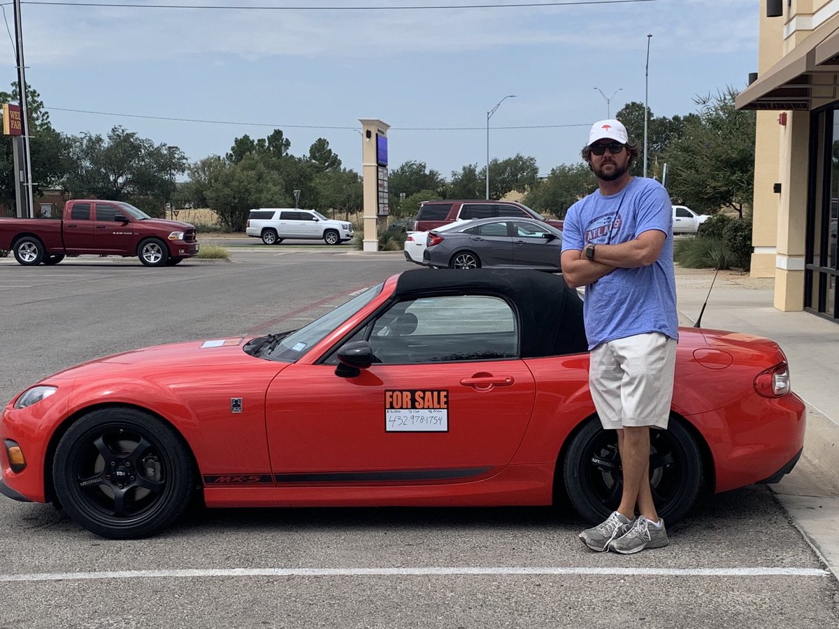 leddyled's tweet photo. How about a fully restored Mazda Miata!  48k original miles @ClubProGuy https://t.co/DoUCOfXKBM