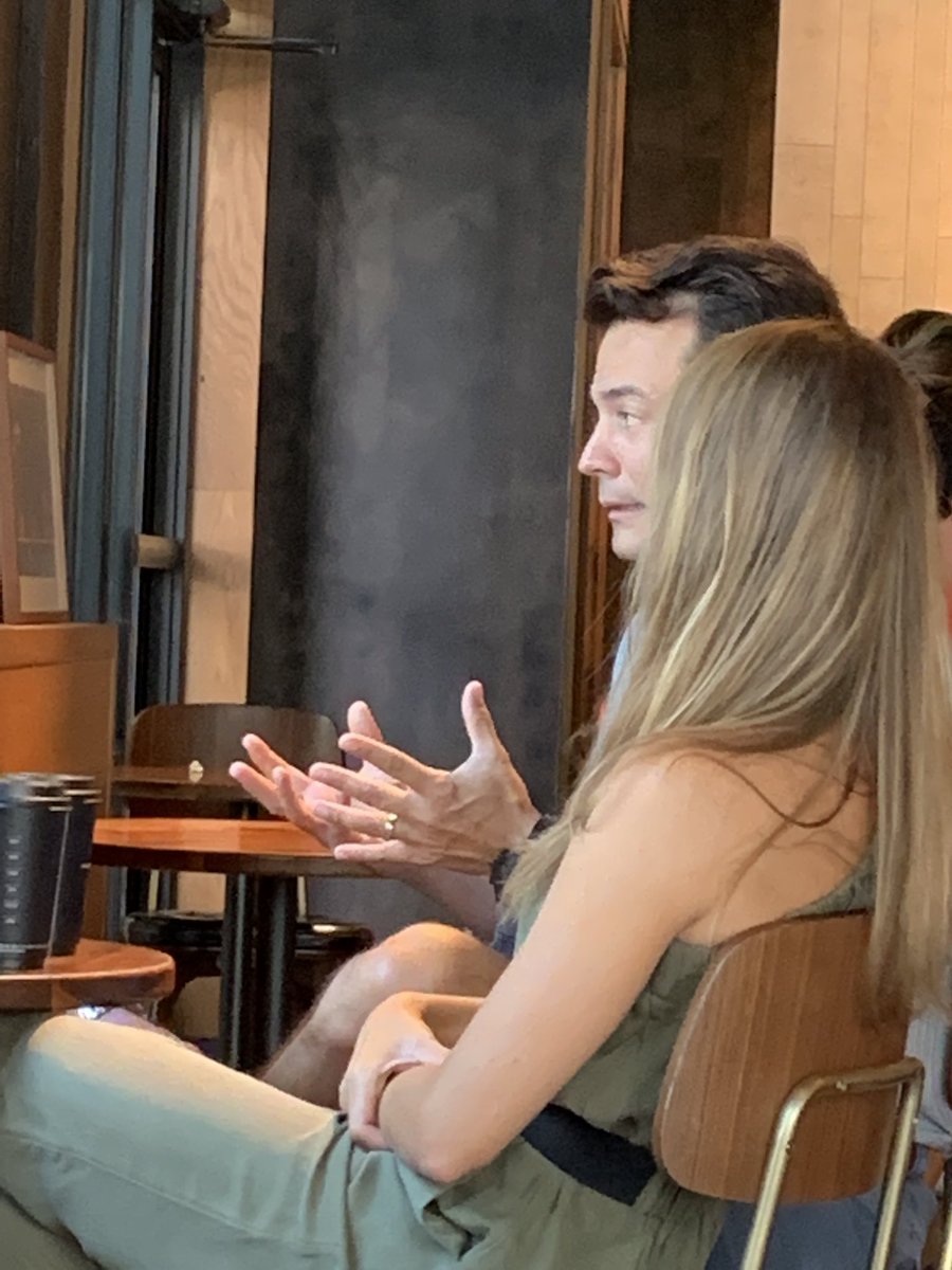 Morgan_hicks9's tweet photo. Sitting at Starbucks and spotted @jimmyfallon doppelgänger.  @FallonTonight #theTonightShow https://t.co/FXXDzXPwqV