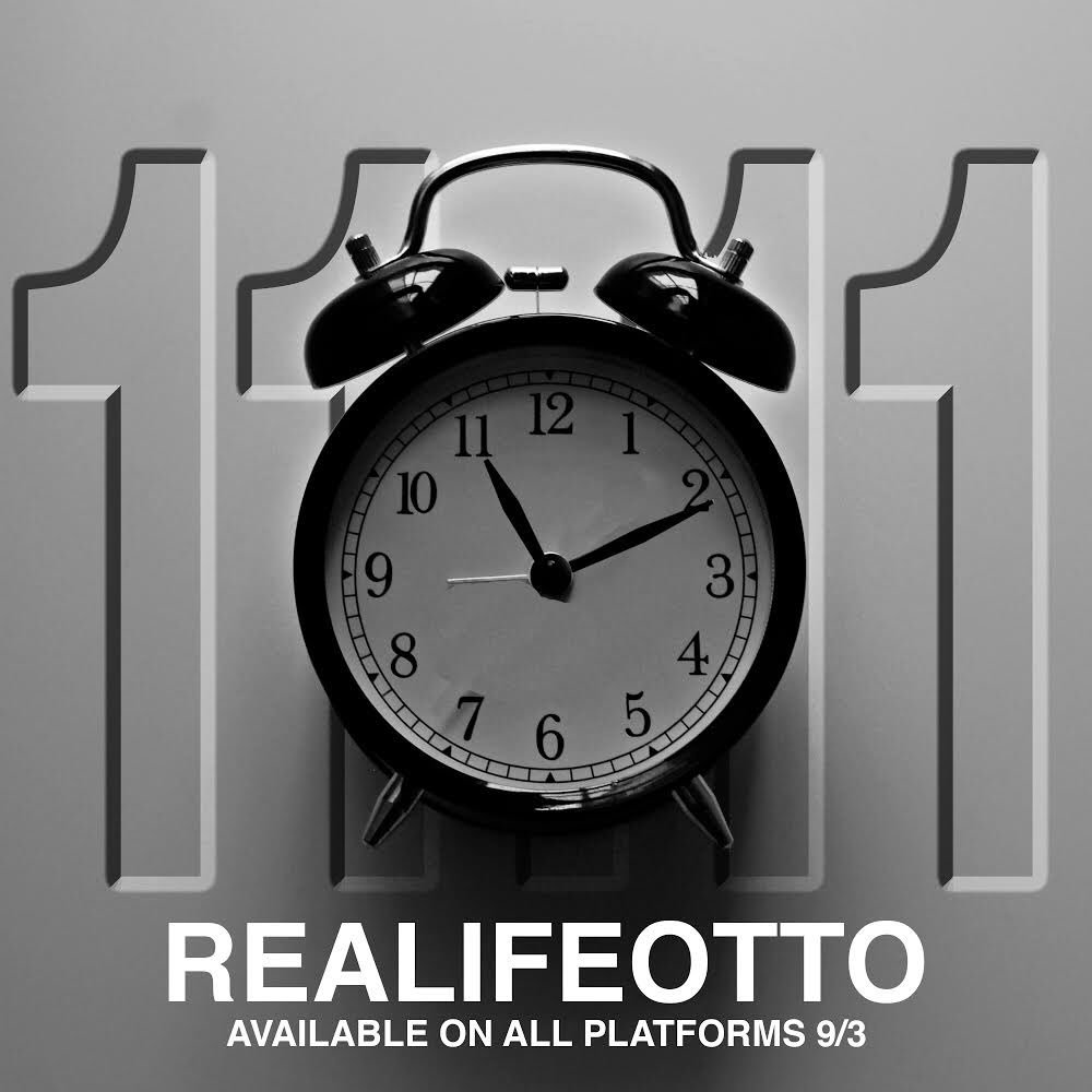 _REALIFEOTTO's tweet photo. 11:11 https://t.co/T2PqMCOcxd