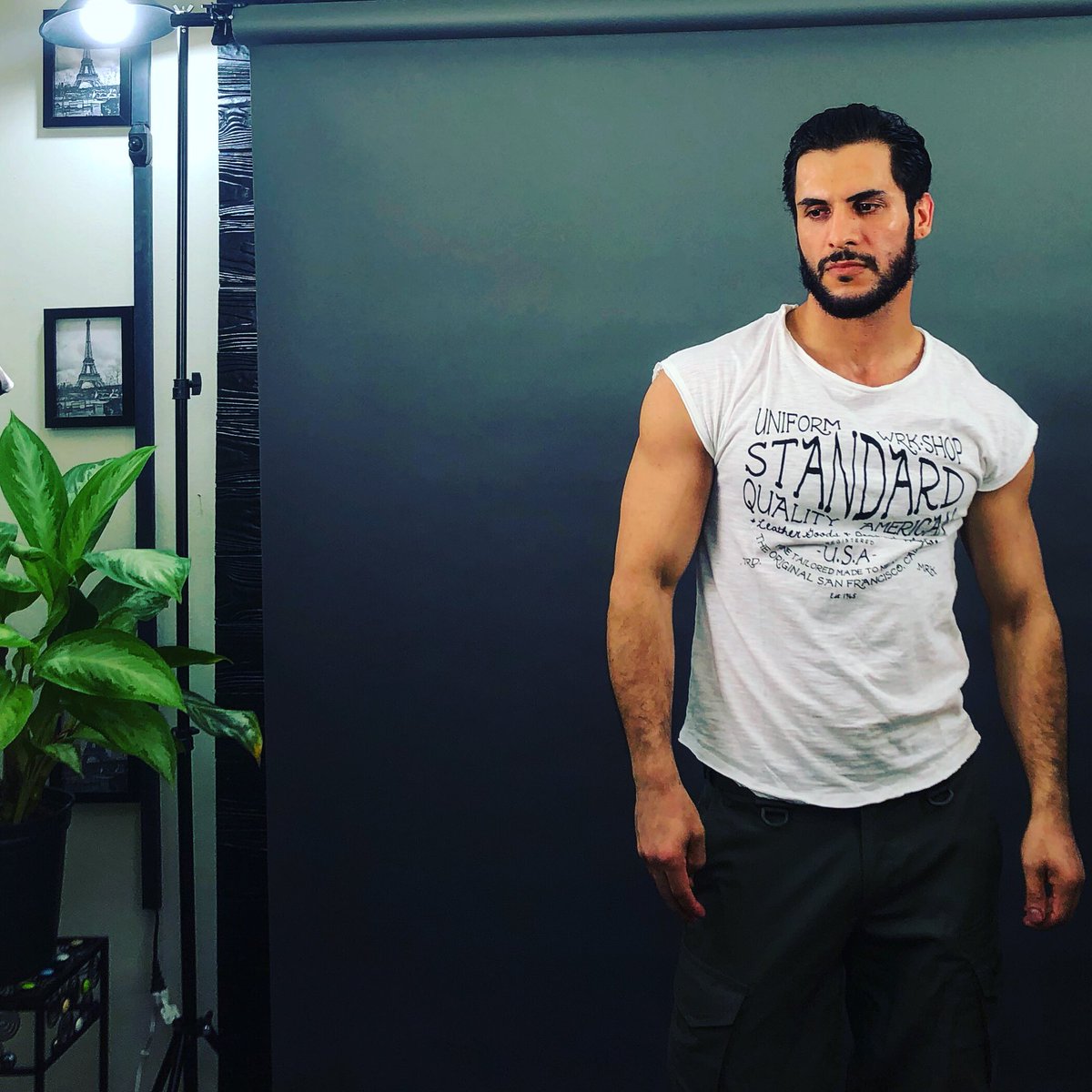 SDFashionAcade1's tweet photo. Stefano suaros American actor #stefanosuaros #stefanoactor #bestmodel #americanactor https://t.co/cT9By4RK0r