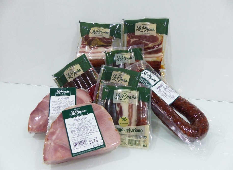 carnicaslabrana's tweet photo. Llegas de vacaciones y tienes la nevera vacía? Te ayudamos a preparar tu lista de la compra:!! 😉😉#compangoasturiano para 👉#fabada #pote #legumbres, carne en bandeja #entrecots #chuletas #guisar y #lacóncocido 😋😋todo de #carnicaslabrana!! https://t.co/zidB6e2vWn