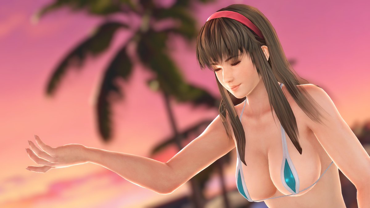 Hito_Hito_Miii's tweet photo. "Even though it's skimpy, but this bikini has really grown on me."

#SwimsuitSunday Part 1 https://t.co/wsmFUuEy6V