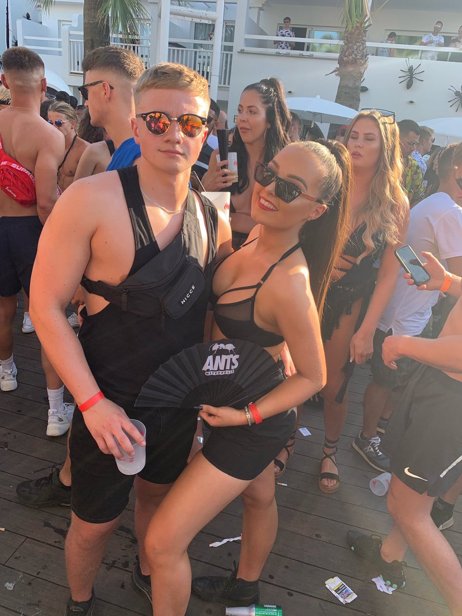 ffion_tandy's tweet photo. One &amp; only🤞🏼🖤 https://t.co/whS0I9gPYe