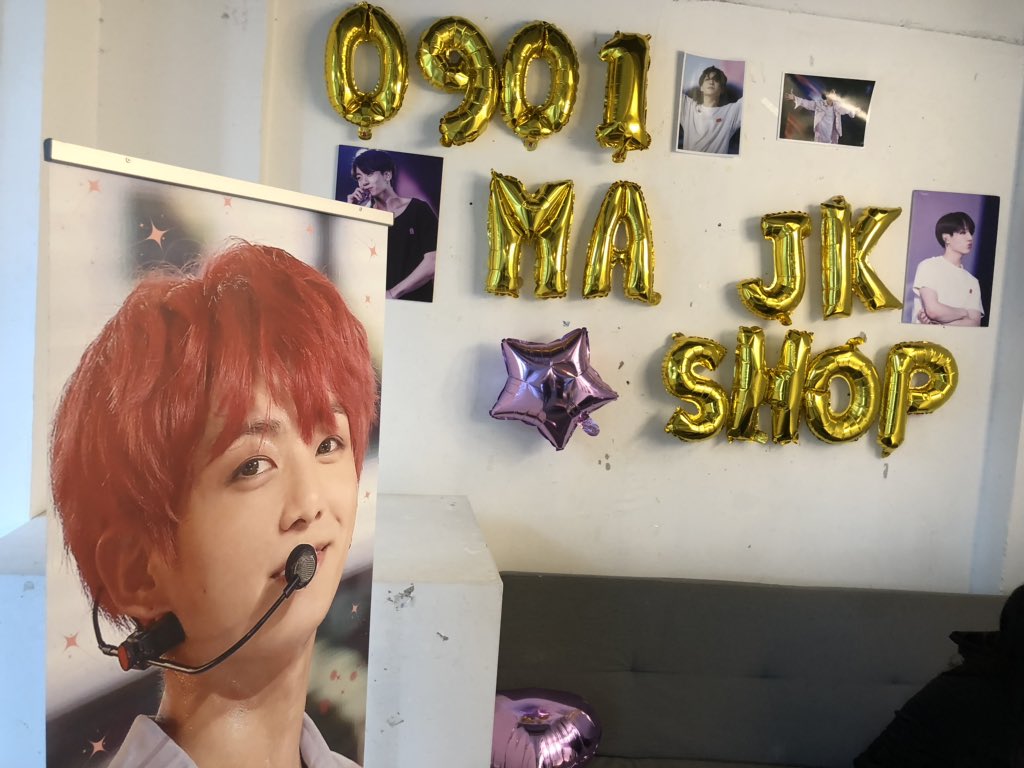 cyndsky1's tweet photo. 🎂🎂💜💜jungkook birthday celebration with fren in cafe 💋😍😍❗️❗️👍👍@BTS_twt @Ivy_951014 #JUNGKOOKBIRTHDAY2019 #JUNGKOOK #jungkookday #plus82 https://t.co/vIAxGI2m27