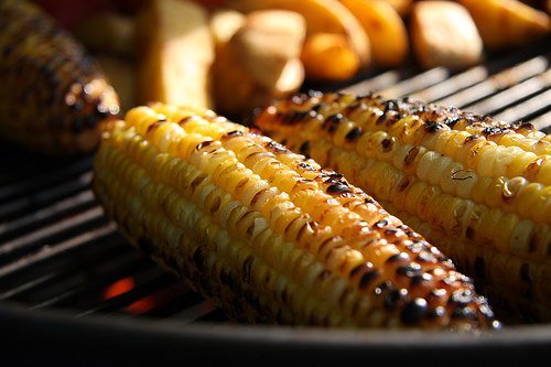 PwacQ's tweet photo. Ah Shucks it’s a Corn Roast https://t.co/80GjwhGFkk https://t.co/f5rj6Me5GN