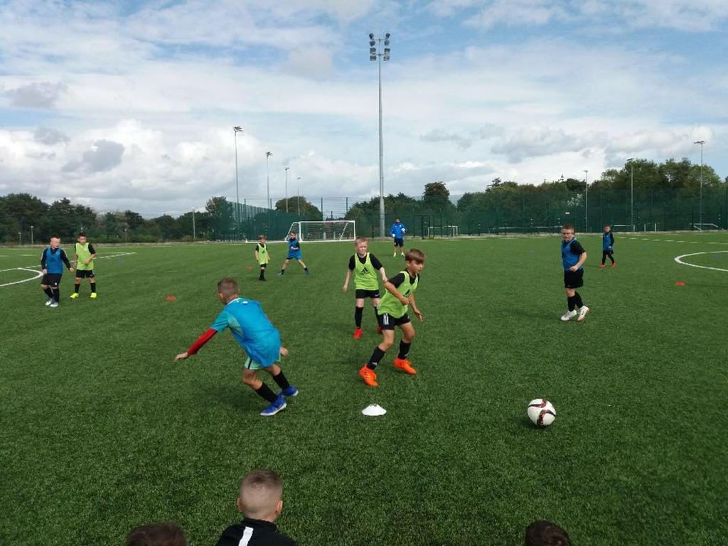 Fantastic day in Belfast with 45 coaches and 22 players attending a <a href="/valenciacf/">Valencia CF</a> Professional Development event co-hosted by @globalpremiersoccer and the Irish FA!

#globalpremiersoccer