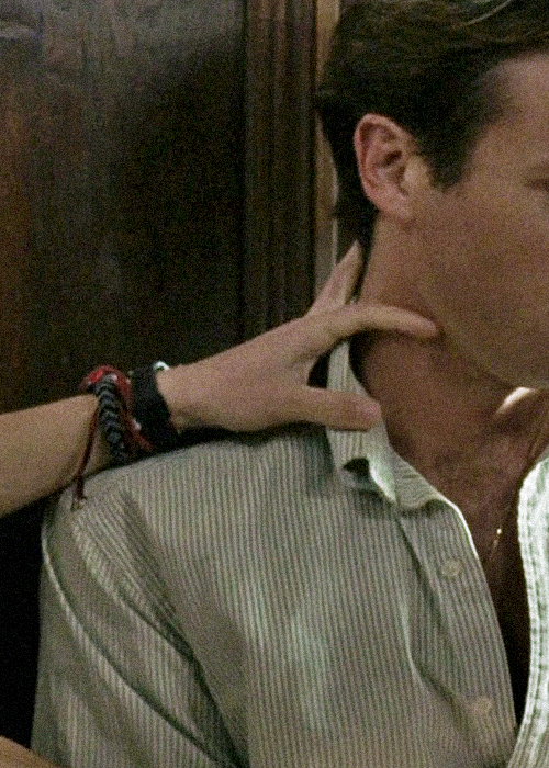bestofcmbyn's tweet photo. the fucking details https://t.co/4CjwIrC59F