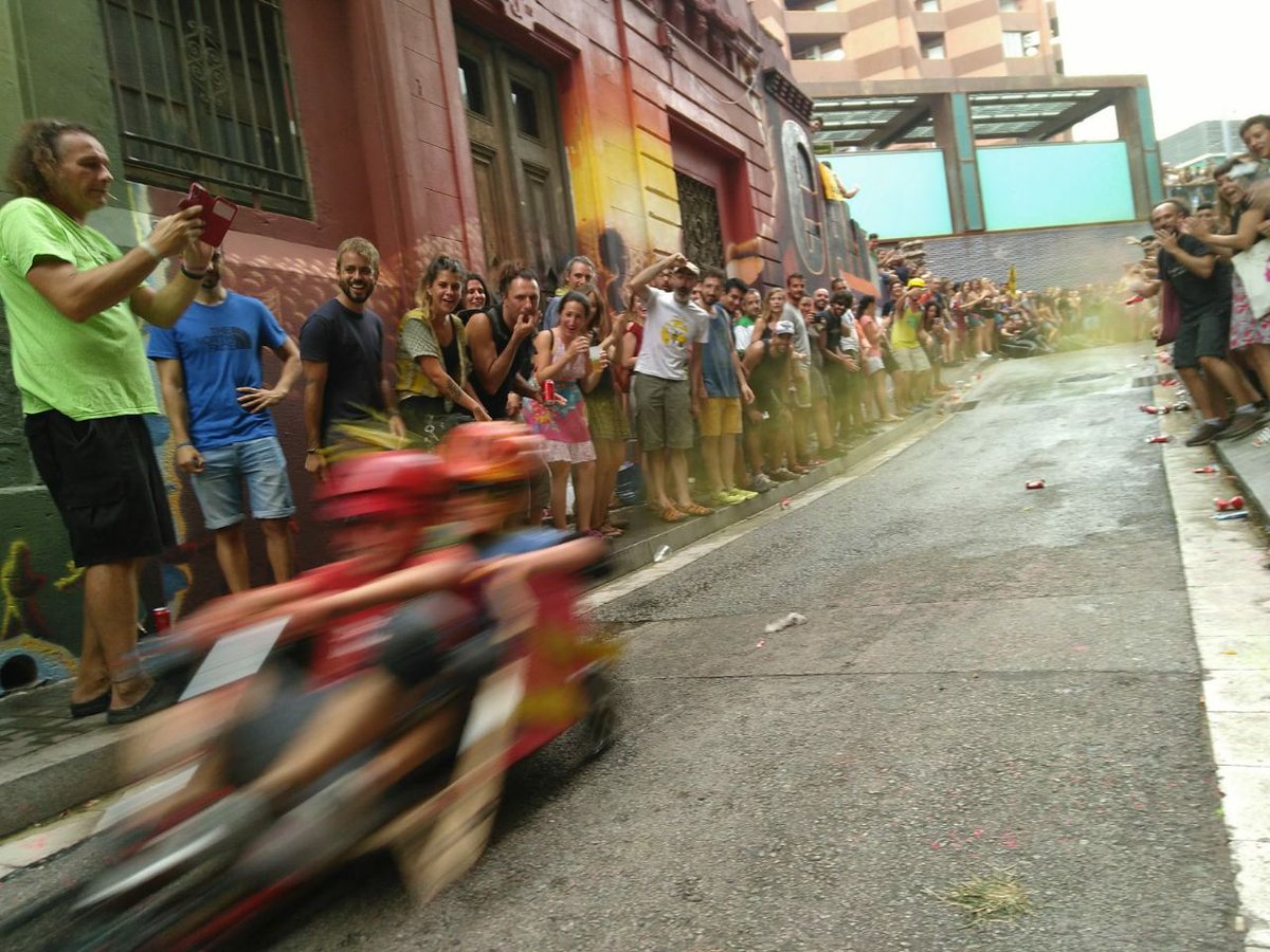 santsviu's tweet image. Carretooooooons,
Carretooooooons,
Carretooooooons...
Cursa de carretooons!
#FMSants #FMAS19