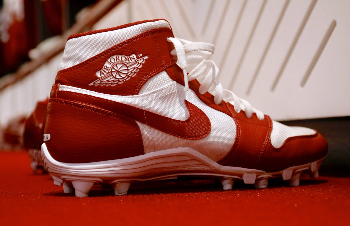 Oklahoma Sooners Jordan Cleats Sale 