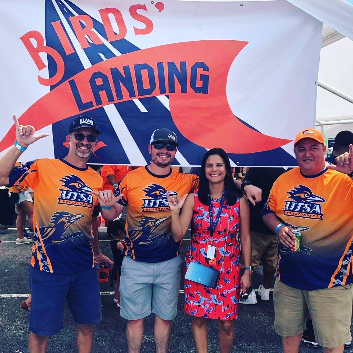rjdela7's tweet photo. Amazing turnout yesterday for the first game of the year! Thank you to our sponsors! #UTSA @BirdsLandingTG @Steve_UTSA @sLicKriCk6912 #alamodistilling #twang https://t.co/q7Cad3RMHQ