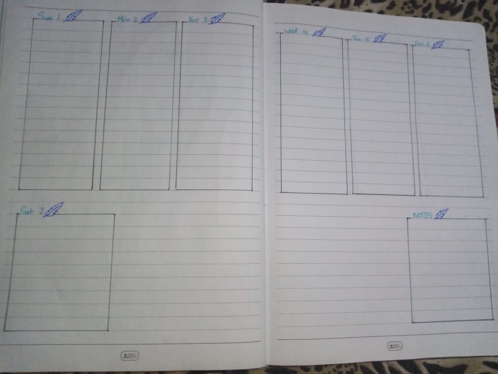 RoaaSaami's tweet photo. Just dropping September spread here 😍😍🌼🌻🌼💛
#bullet_journal https://t.co/BDCc3BoQxt