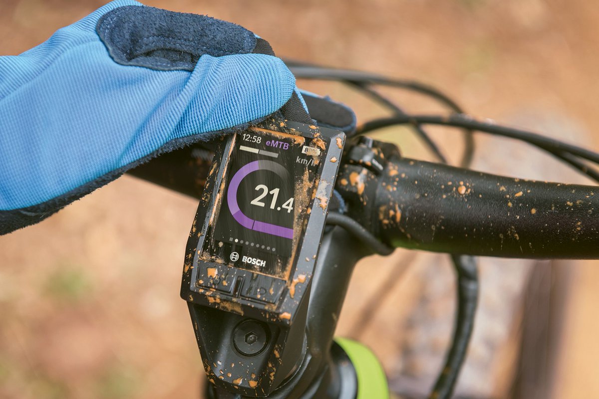 CycleShow's tweet image. You could be one of the very first in the UK to test out the latest products from @boschebikesystems. Feel the flow on the 1.7km outdoor MTB Test Track, winding around the perimeter of the NEC. Just head down to the ‘Pit’ area during the show to register #uphillflow #feeltheflow