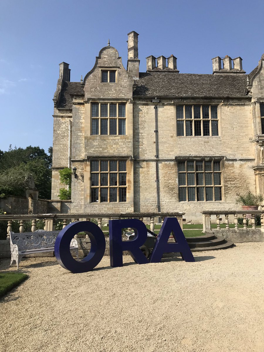 After 8 weeks working for <a href="/OxfordRoyale/">Oxford Royale</a>, last Friday marked the official end to this amazing experience. 

From Cambridge Woolf Institute to Oxford Lady Margaret Hall and finally to the beautiful Yarnton Manor, this has been an extraordinary summer. Thanks for having me!