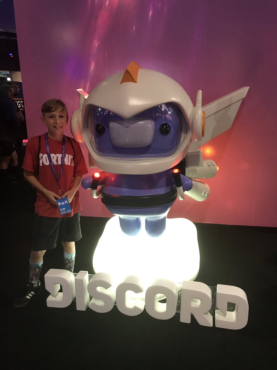 Robsym18's tweet image. Fun times at #discordpaxeesr