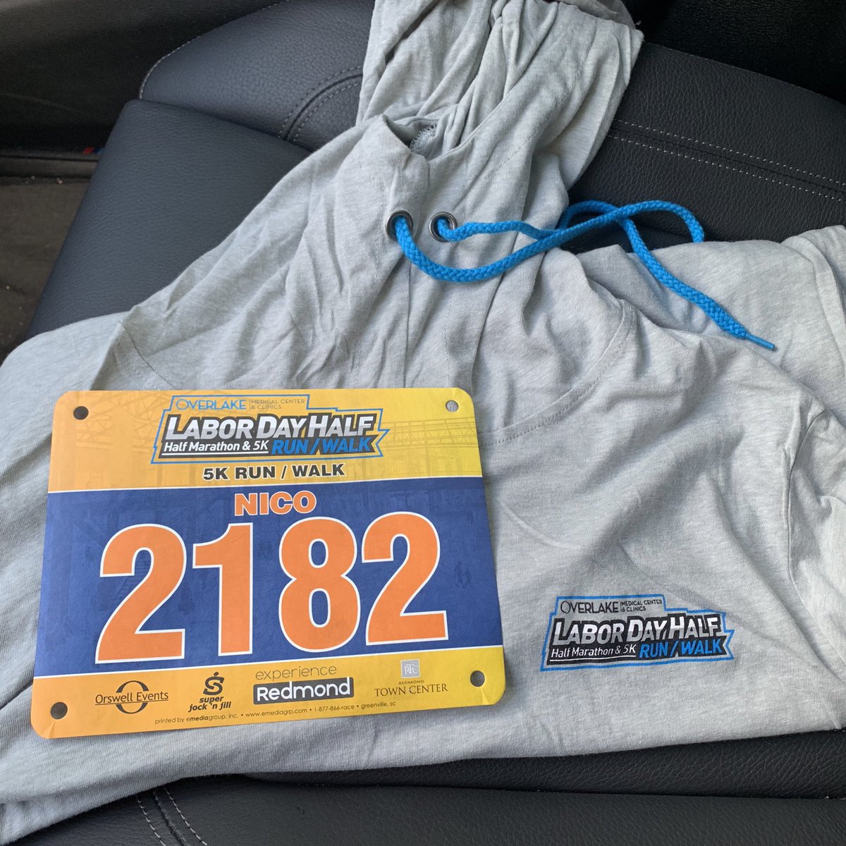 NicoTomacelli's tweet image. You have to love friends who convince you to go out for a race when you really haven’t ran since the last one 3 weeks ago. 😂 Better not rain this time... #5k #laborday5k ##whattraining #optoutside #moremedals #getafterit