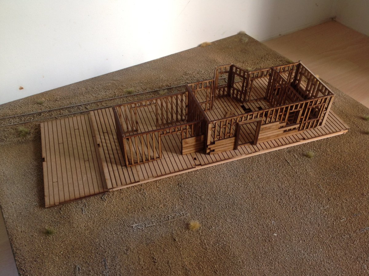RMZHBC's tweet photo. Most of the kitbash is complete - now to get it sprayed and then we're ready for #DeadMansHand from @GEGHQ and #FfoL #FistfulofLead https://t.co/ExafxD9oCi