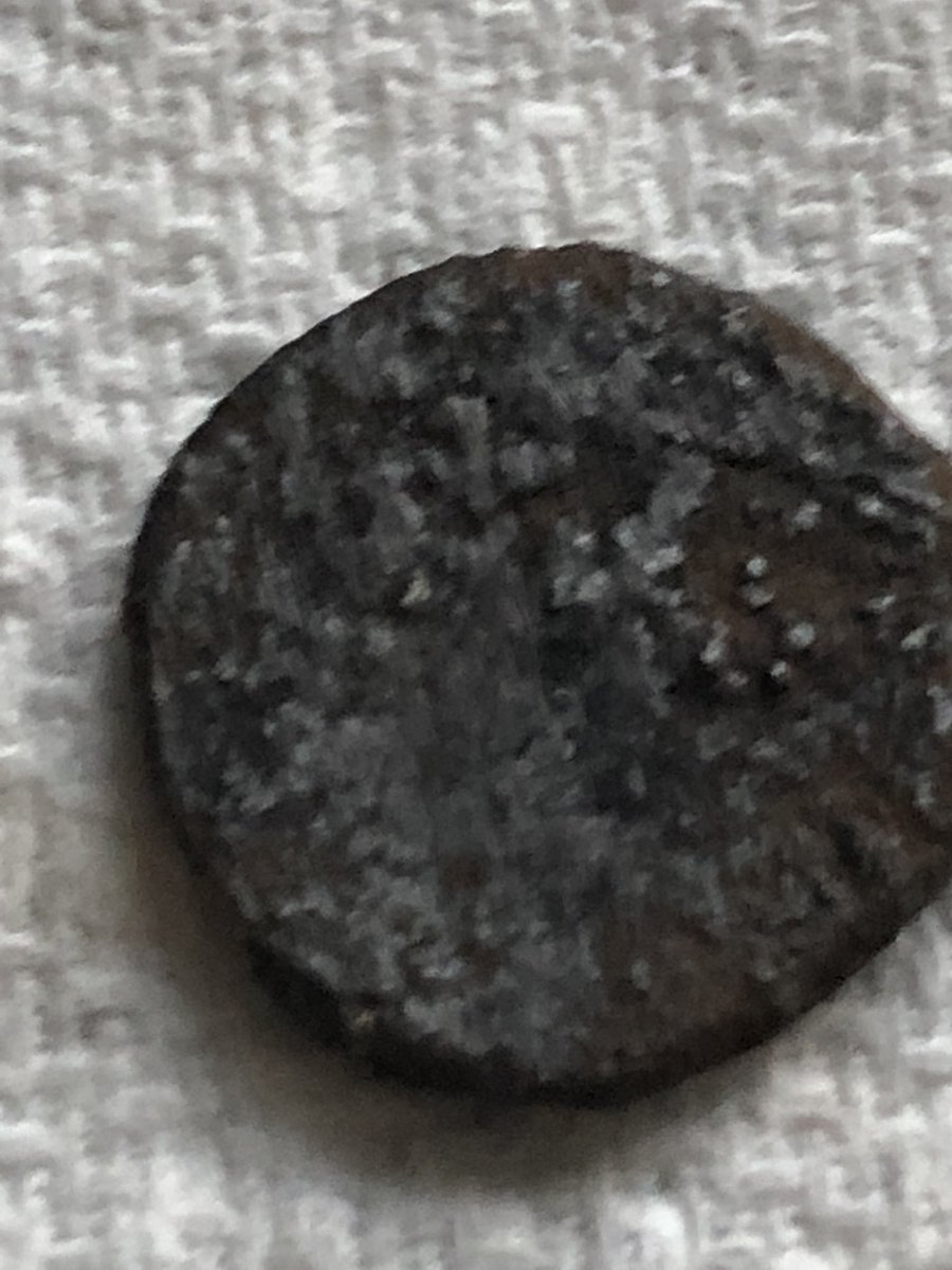seansandercock2's tweet photo. On the Roman again πππ»#xpdeus #metaldecting https://t.co/f2jIgfo1jv