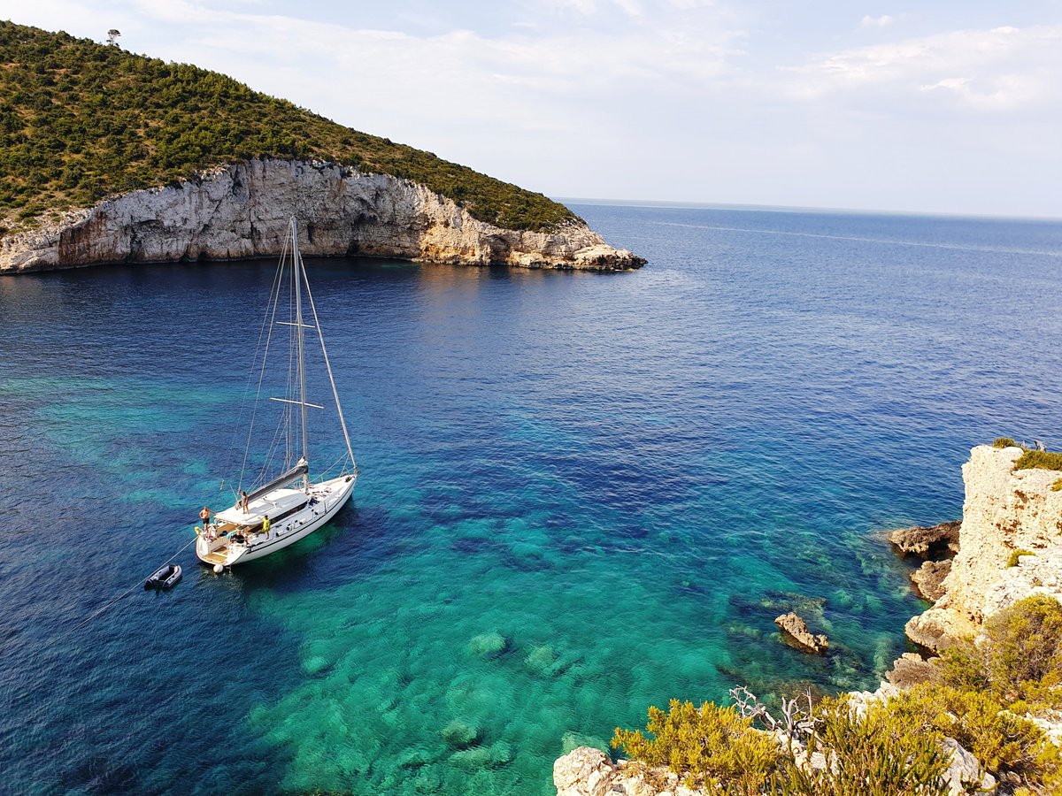 AtollComfort's tweet image. Ankere dort, wo andere vorbeifahren – suche &amp;amp; finde einsame Buchten – finde deinen Lieblingsplatz! Das ist Segeln!

Anchor where other passes by – search &amp;amp; find secluded bays – find your favorite spot! That’s sailing!

#ankern #einsamebuchten #lieblingsplatz #anchor #secludedbays