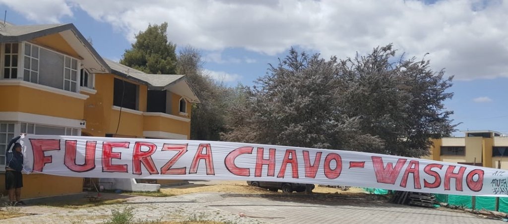 PATRICIOENDARA's tweet photo. Fuerza @geo_53 y Washo Boada @LDU_Oficial att @muerteblanca la hinchada esta con ustedes por que la familia de LIGA jamas abandona https://t.co/65McD2LQKk
