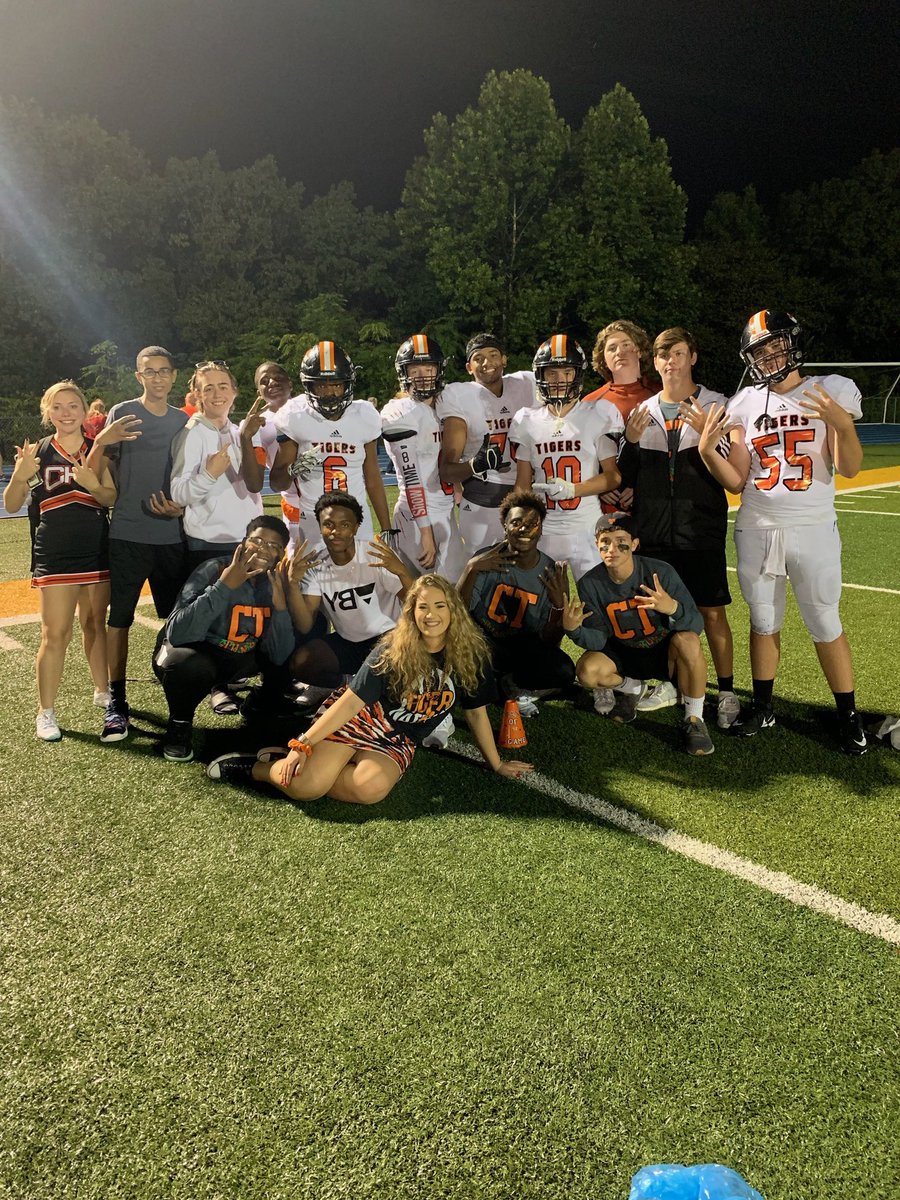 Game day on the way! Theme is orange and black instagram.com/stories/ctjung…