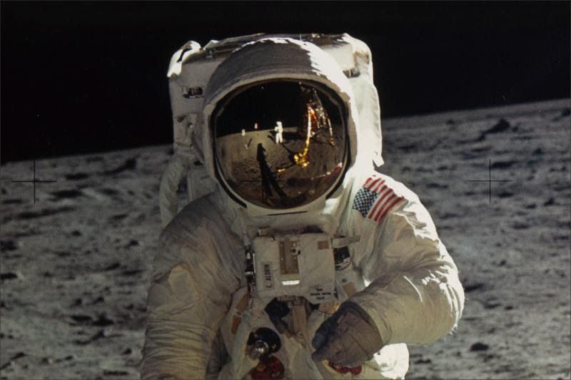 Manhattanpeachy's tweet photo. #MetApollosMuse #CulturedPeachy #PeachyinSpace @MetMuseum Met Exhibition to Explore Representations of the Moon from the Dawn of Photography through the Present OurOfficial Dentist of Whom You Know @GaroNazarianDDS #cosmopolitandental #loveyoursmile
https://t.co/DrymnKAFUN https://t.co/mvWuFgVV0Q